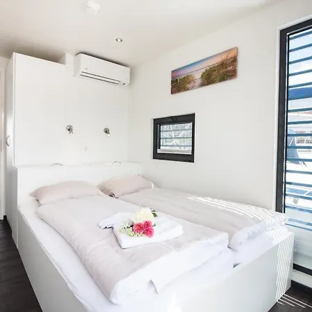 Fewo1846 - Floatinghouse - Hausboot Mit 2 Schlafzimmern In Der Marina Sonwik Nyaraló