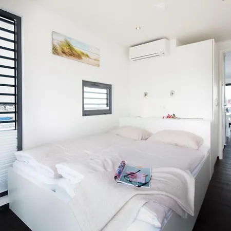 Fewo1846 - Floatinghouse - Hausboot Mit 2 Schlafzimmern In Der Marina Sonwik Nyaraló *